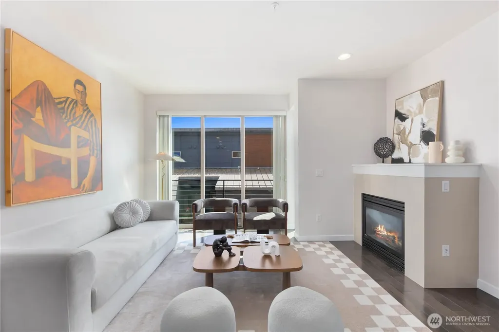 4253 SE 213th Place Issaquah WA 98029