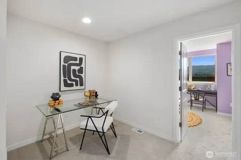 4253 SE 213th Place Issaquah WA 98029