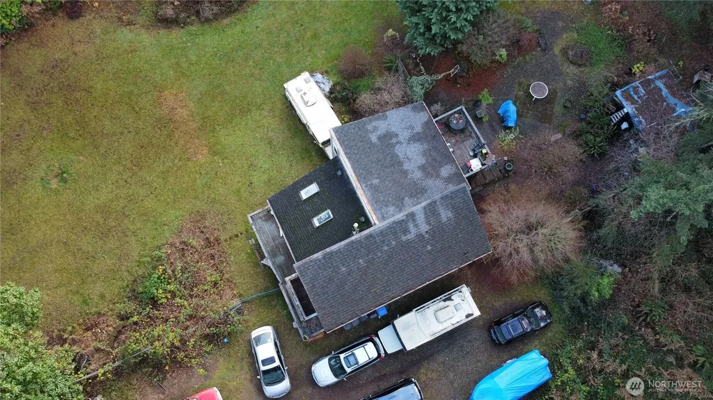 5040 SW Lake Helena Road Port Orchard WA 98367