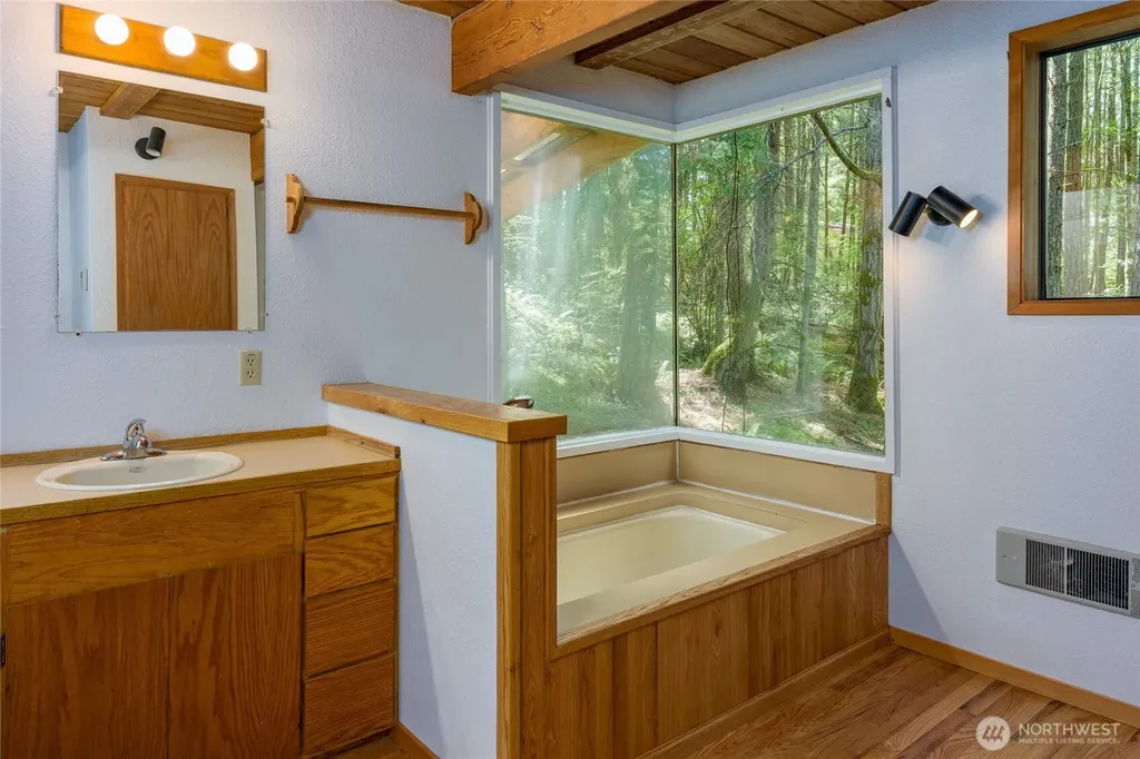 76 Lookout Loop Orcas Island WA 98245