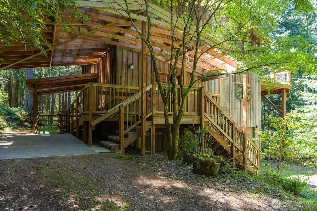 76 Lookout Loop Orcas Island WA 98245