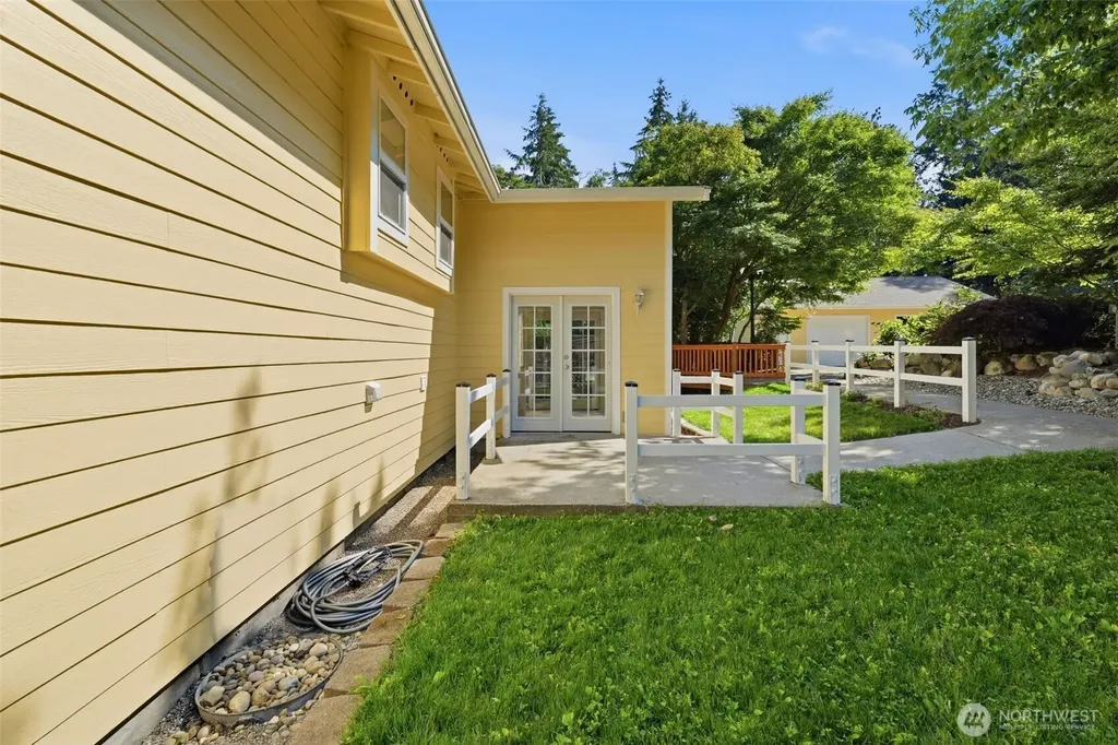 5819 65th Street NW Gig Harbor WA 98335