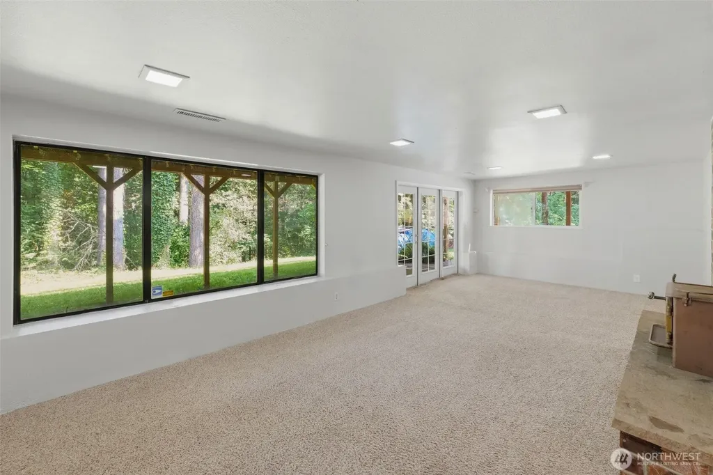 5819 65th Street NW Gig Harbor WA 98335