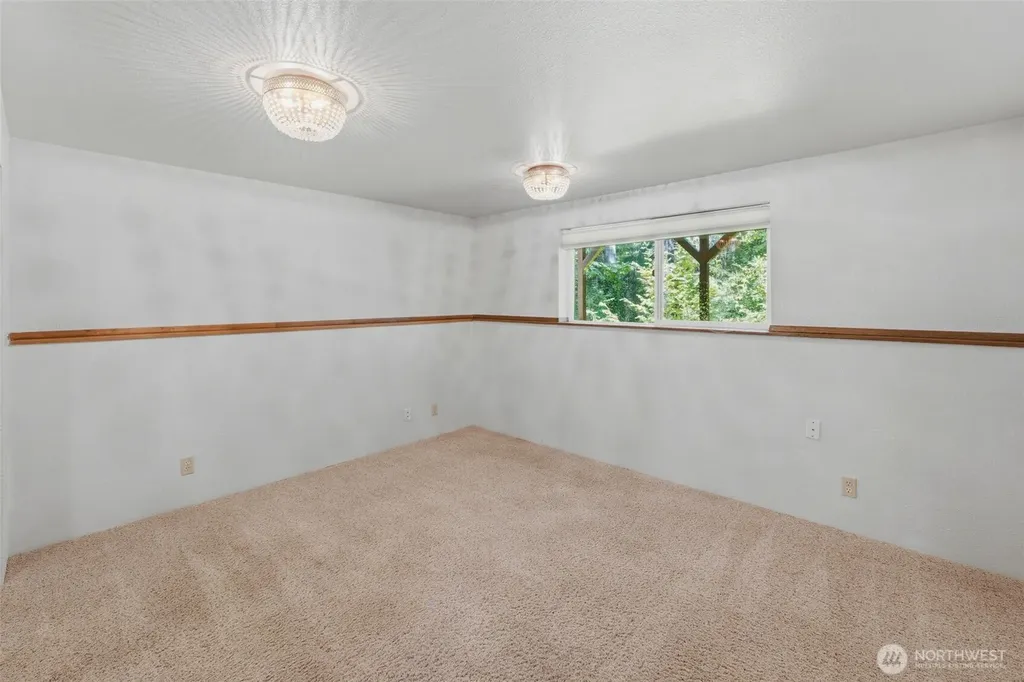 5819 65th Street NW Gig Harbor WA 98335