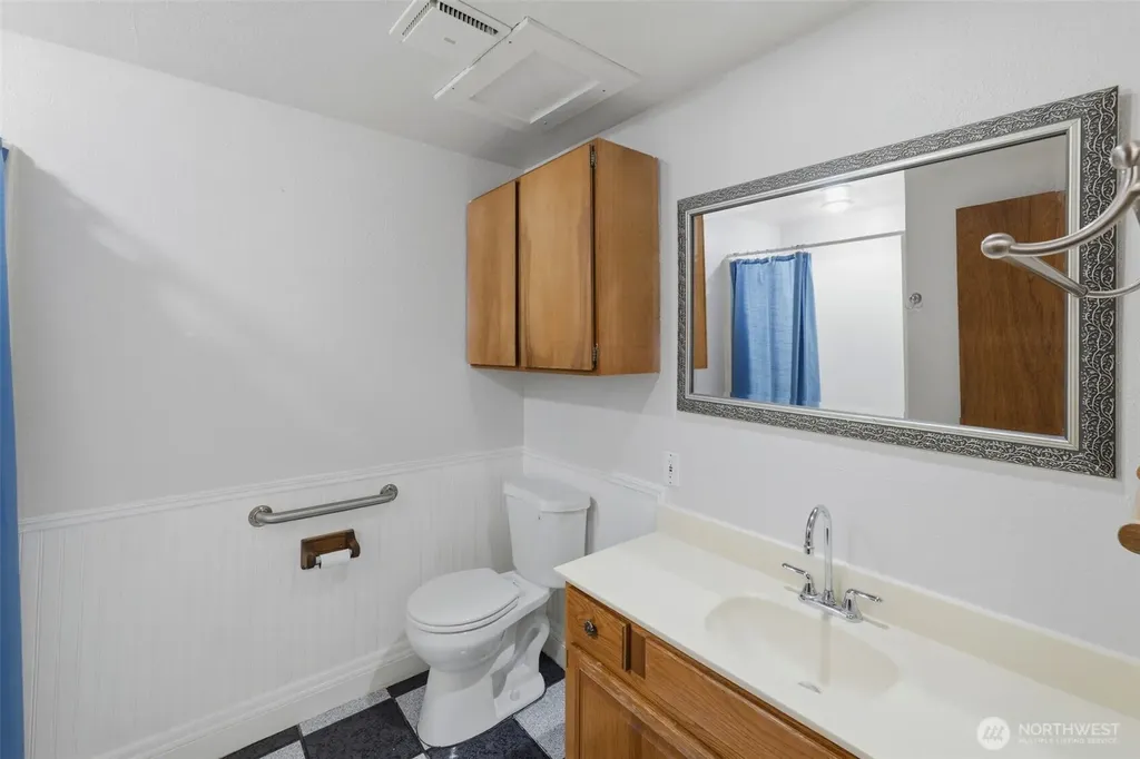 5819 65th Street NW Gig Harbor WA 98335