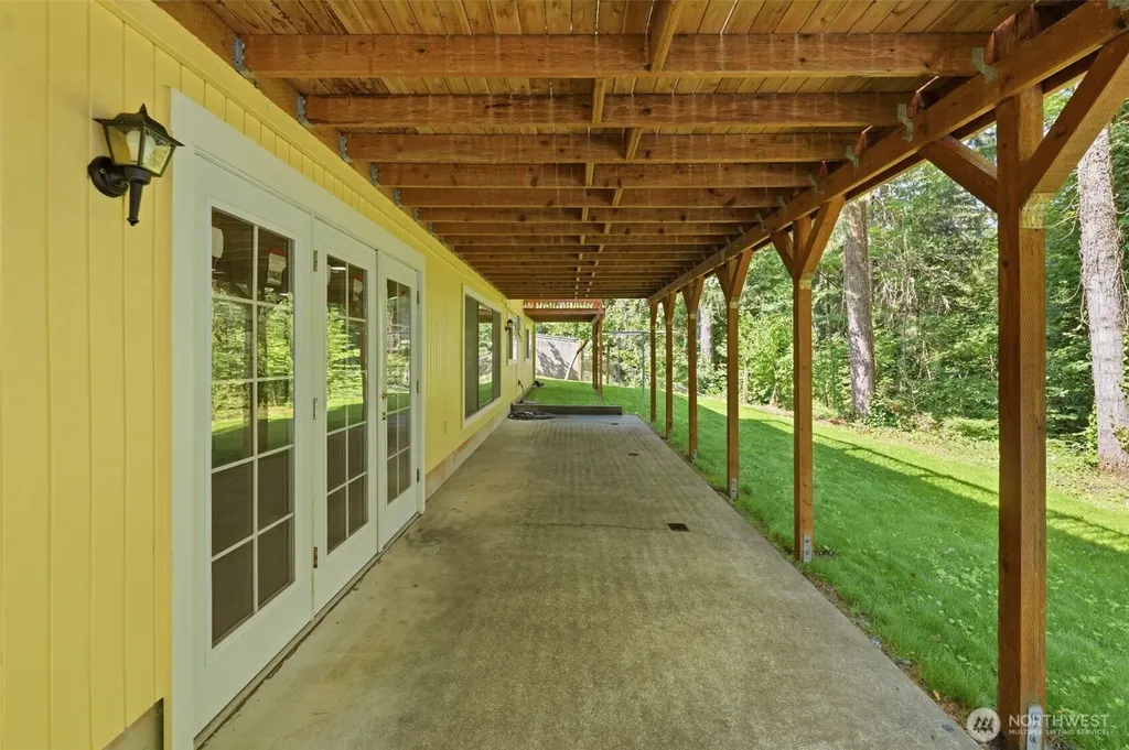 5819 65th Street NW Gig Harbor WA 98335
