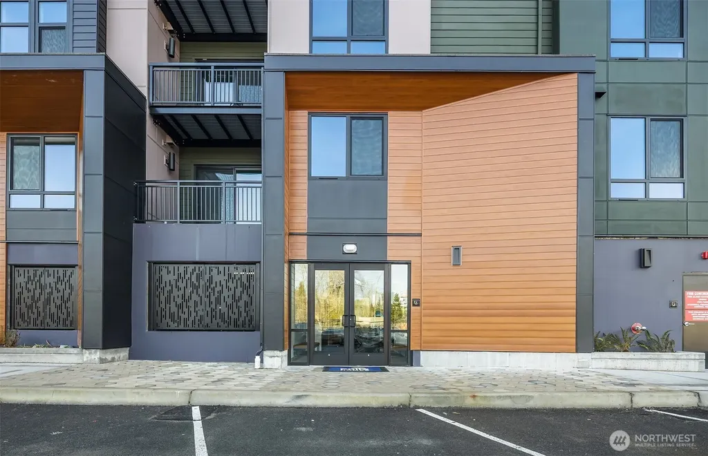6949 NE 184th Lane Kenmore WA 98028