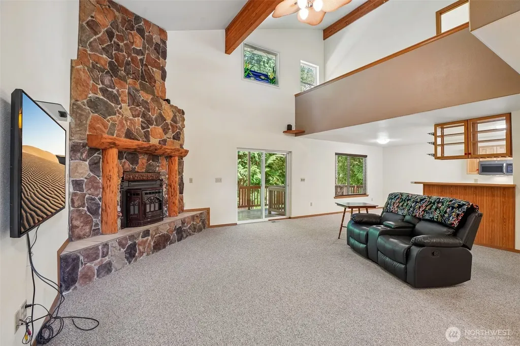 720 Ostrander Road Kelso WA 98626