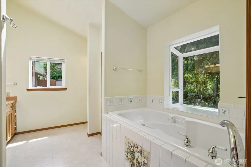 720 Ostrander Road Kelso WA 98626