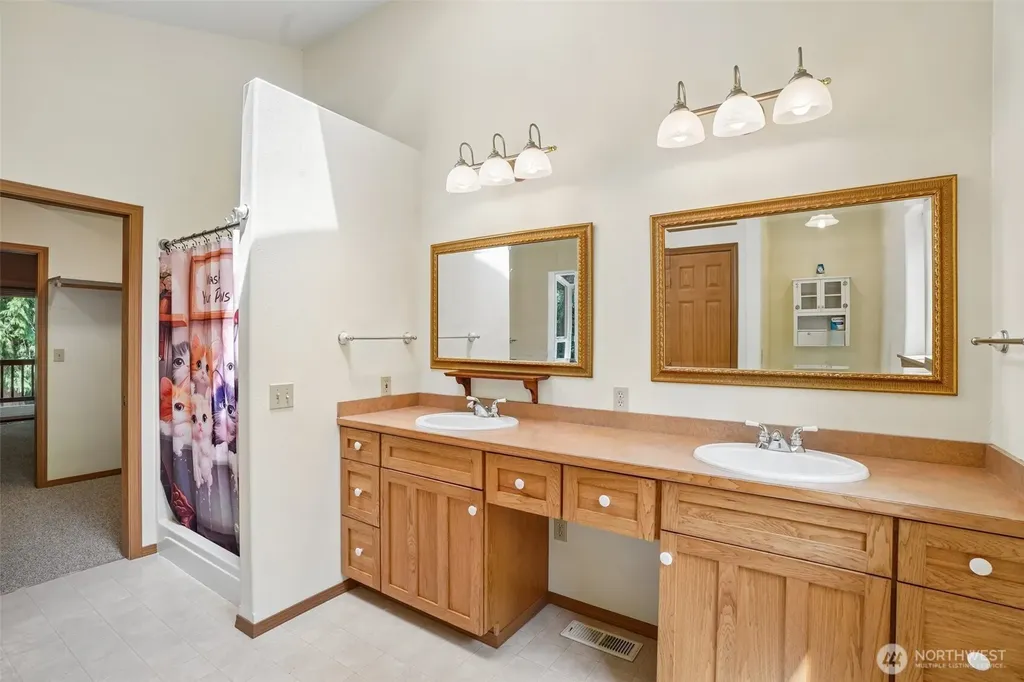 720 Ostrander Road Kelso WA 98626