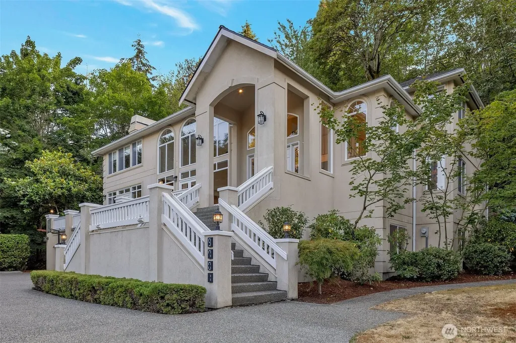 9701 SE 5th Street Bellevue WA 98004