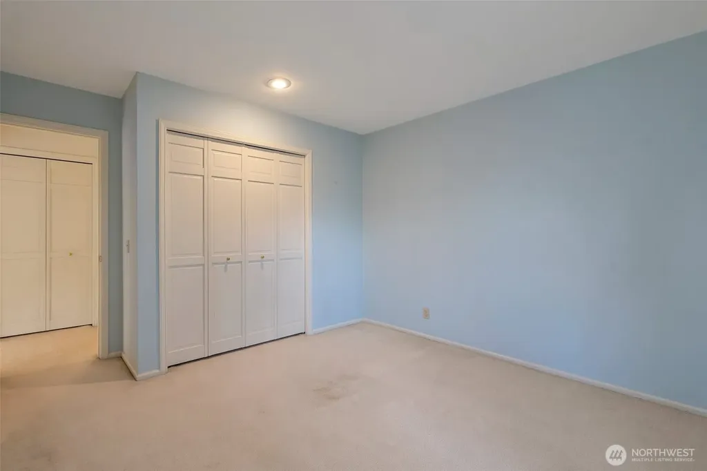 9701 SE 5th Street Bellevue WA 98004