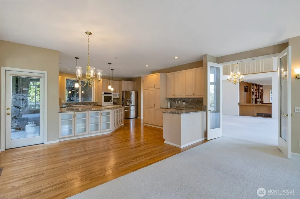9701 SE 5th Street Bellevue WA 98004