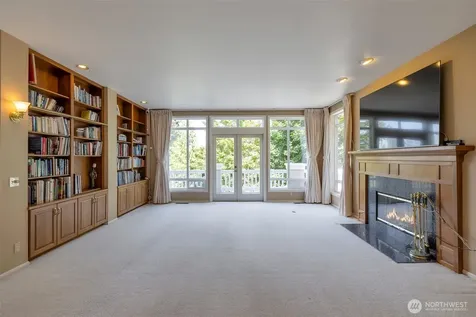 9701 SE 5th Street Bellevue WA 98004