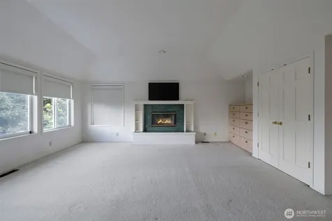 9701 SE 5th Street Bellevue WA 98004