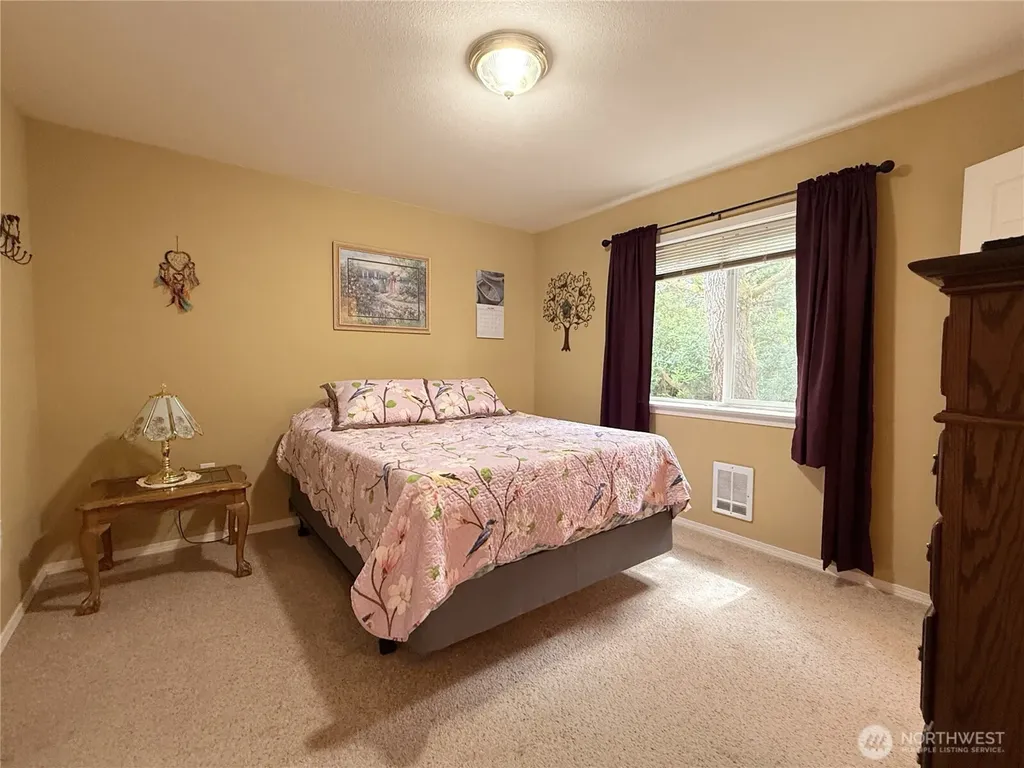 367 S Wynoochee Drive Ocean Shores WA 98569