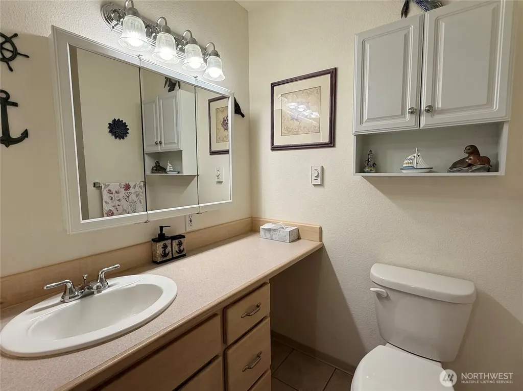 367 S Wynoochee Drive Ocean Shores WA 98569