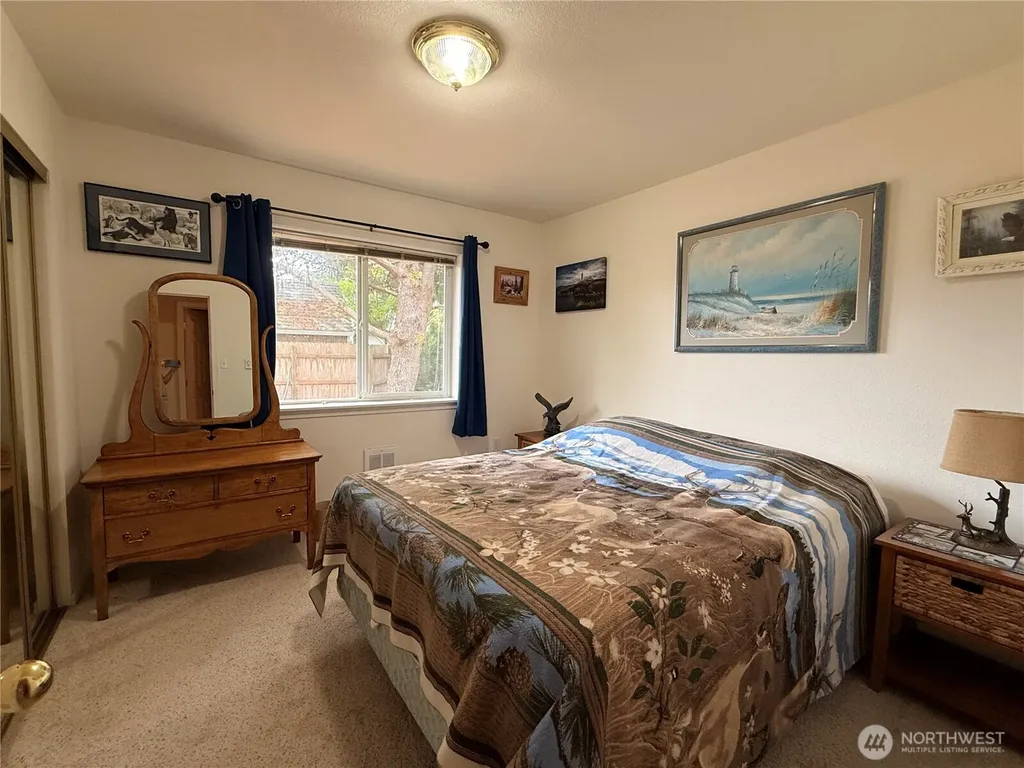 367 S Wynoochee Drive Ocean Shores WA 98569