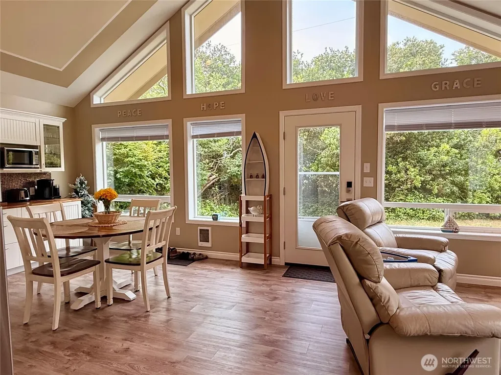206 Wishkah Street Ocean Shores WA 98569