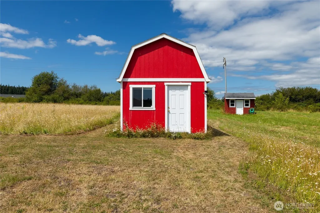 130 W Crescent Harbor Road Oak Harbor WA 98277