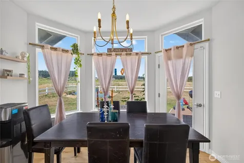 130 W Crescent Harbor Road Oak Harbor WA 98277