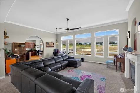 130 W Crescent Harbor Road Oak Harbor WA 98277
