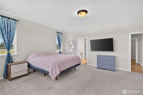 130 W Crescent Harbor Road Oak Harbor WA 98277