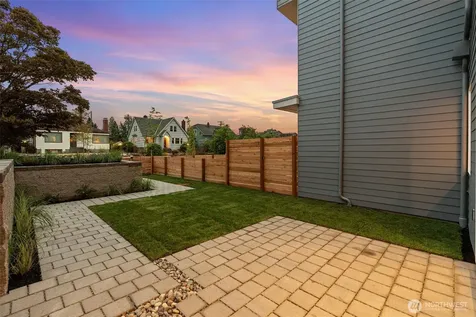 4047 44th Avenue SW Seattle WA 98116