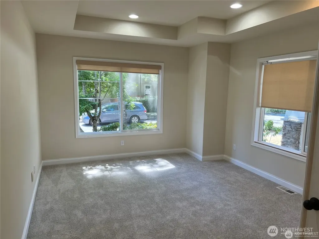 22840 NE 100th Place Redmond WA 98053
