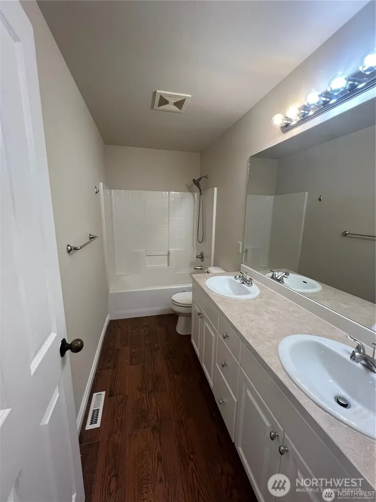 22840 NE 100th Place Redmond WA 98053