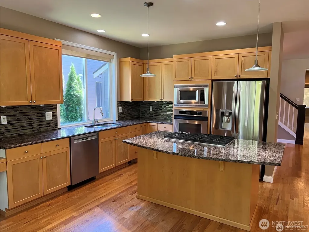 22840 NE 100th Place Redmond WA 98053