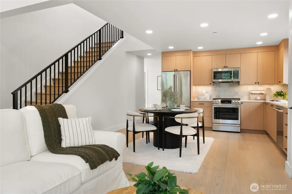 9909 NE 200th Street Bothell WA 98011