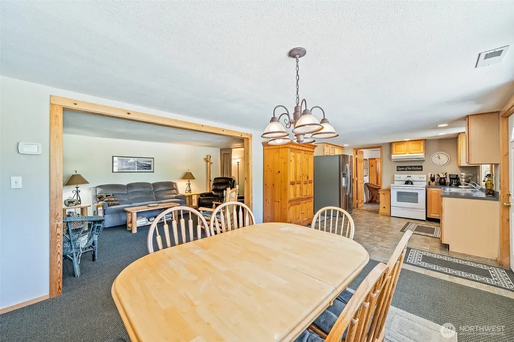 10547 Merry Canyon Road Leavenworth WA 98826