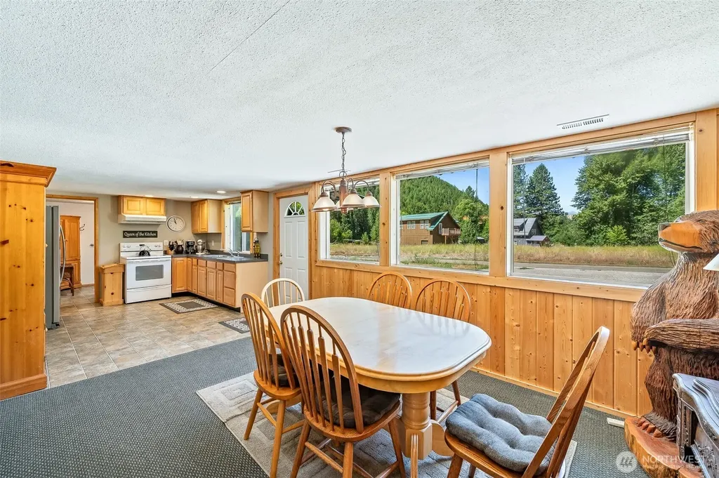 10547 Merry Canyon Road Leavenworth WA 98826