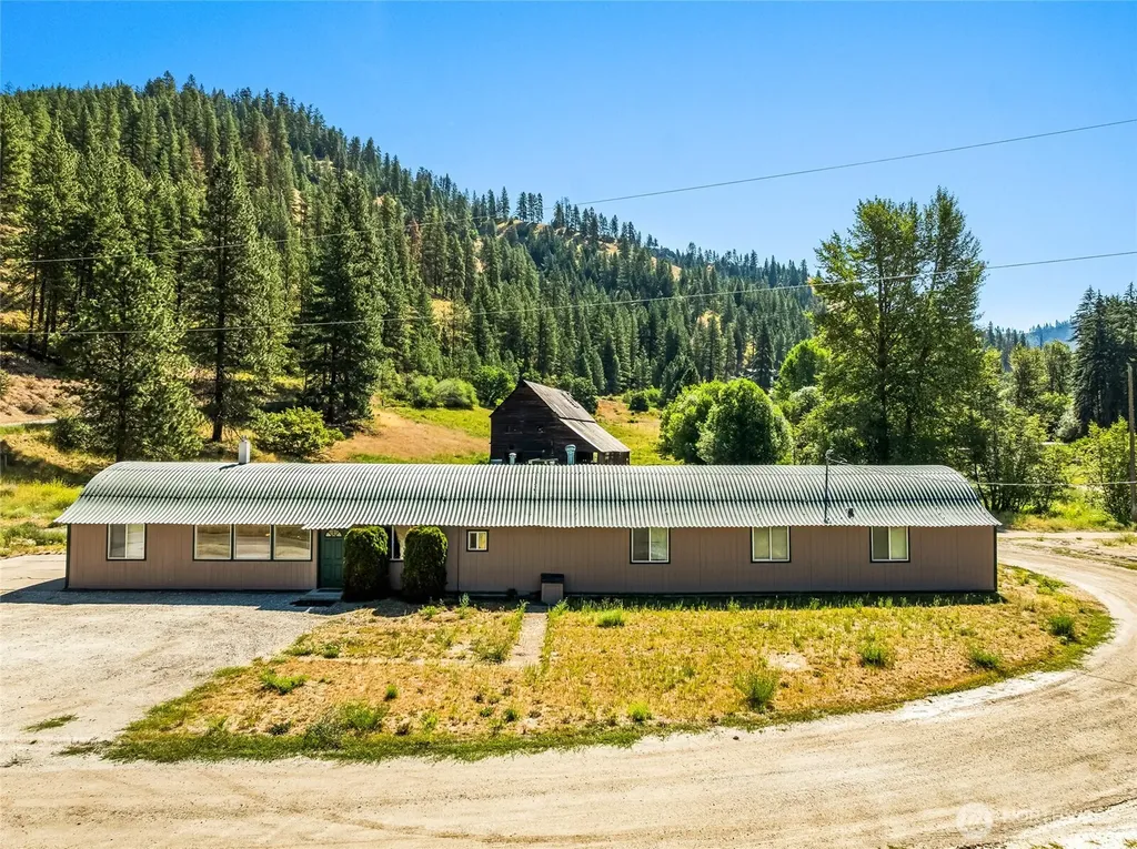 10547 Merry Canyon Road Leavenworth WA 98826