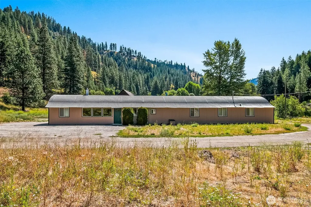 10547 Merry Canyon Road Leavenworth WA 98826