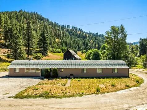 10547 Merry Canyon Road Leavenworth WA 98826