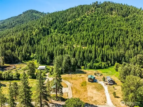 10547 Merry Canyon Road Leavenworth WA 98826