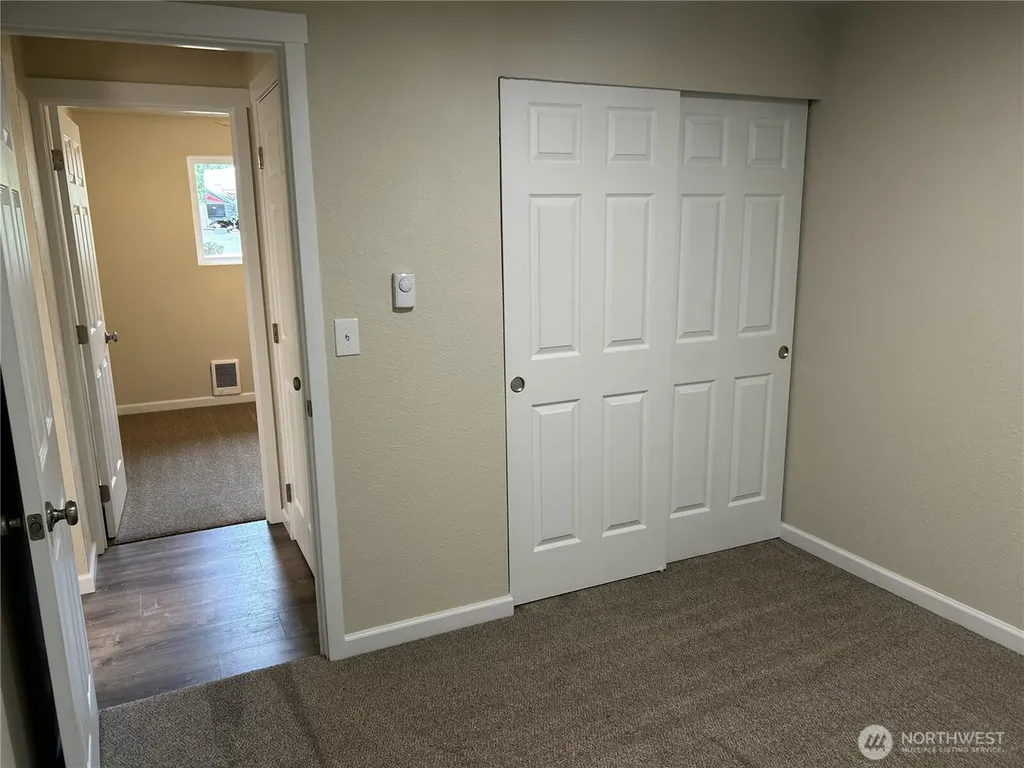 7812 Greenridge Street SW Olympia WA 98512