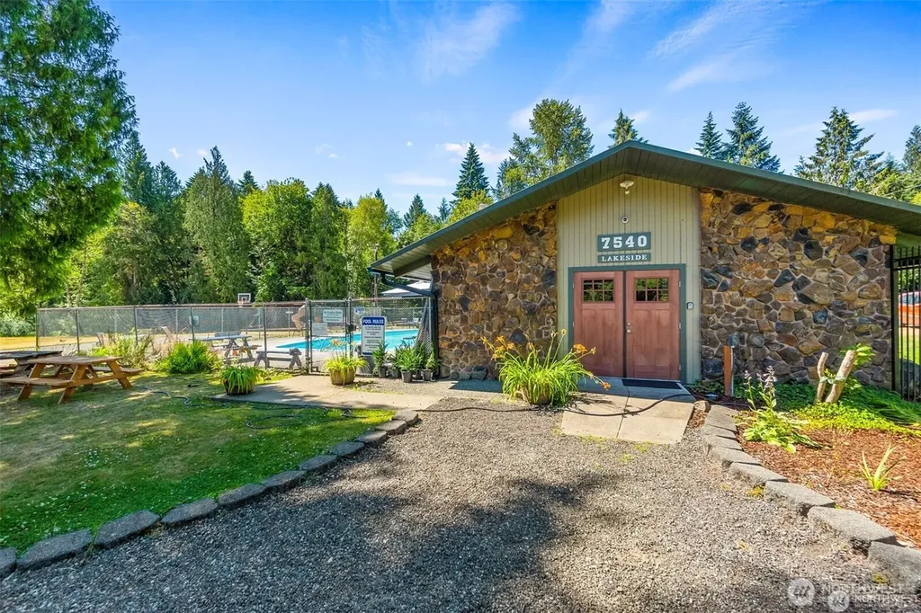 7812 Greenridge Street SW Olympia WA 98512