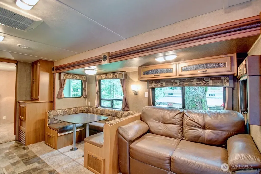 282 Schinn Canyon Drive Deming WA 98244