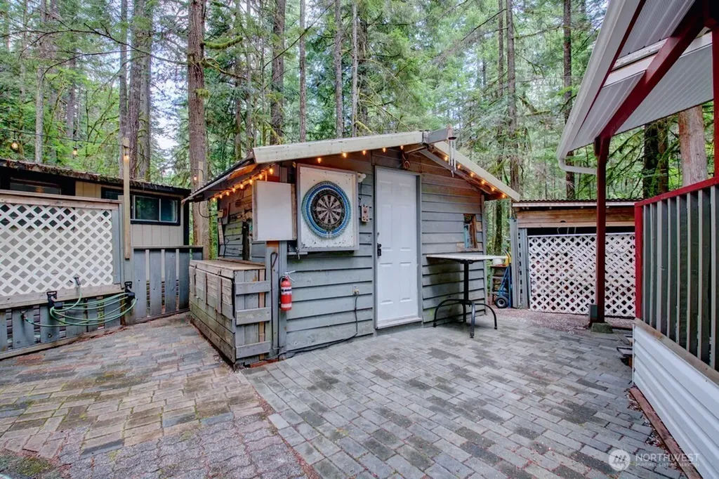 282 Schinn Canyon Drive Deming WA 98244