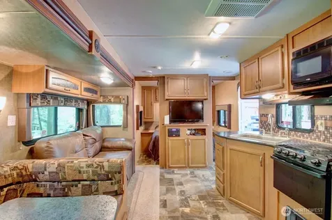 282 Schinn Canyon Drive Deming WA 98244