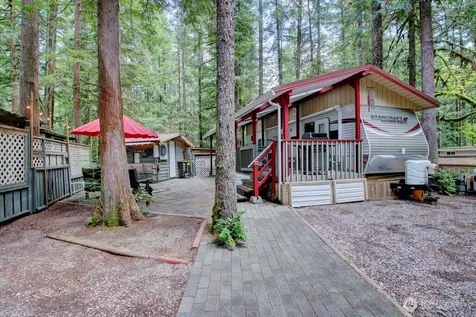 282 Schinn Canyon Drive Deming WA 98244