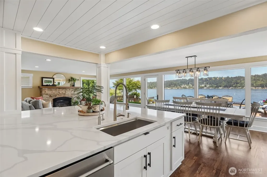 18846 SE 42nd Street Issaquah WA 98027