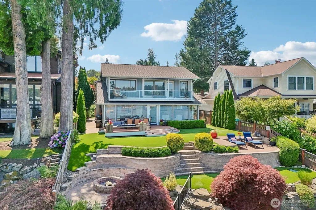 18846 SE 42nd Street Issaquah WA 98027