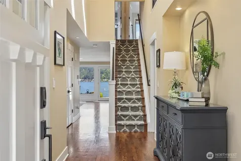 18846 SE 42nd Street Issaquah WA 98027