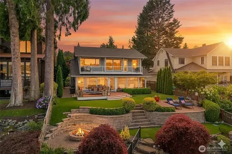 18846 SE 42nd Street Issaquah WA 98027