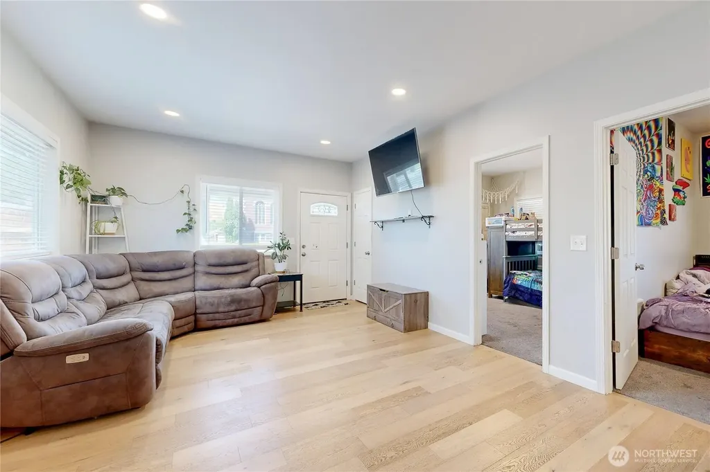 521 S Main Street Milton-freewater OR 97862