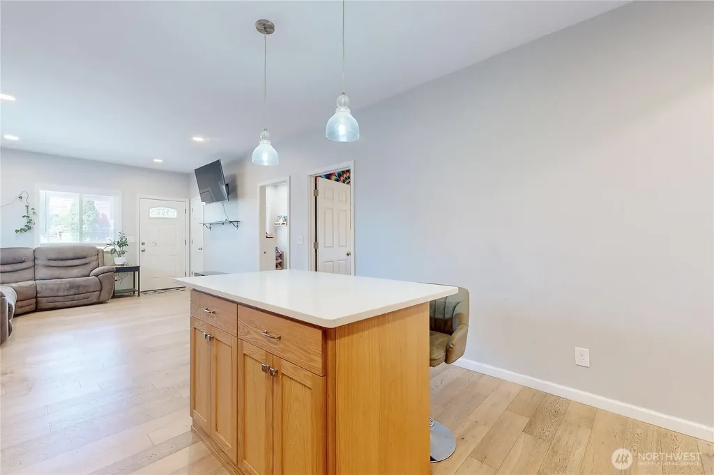 521 S Main Street Milton-freewater OR 97862